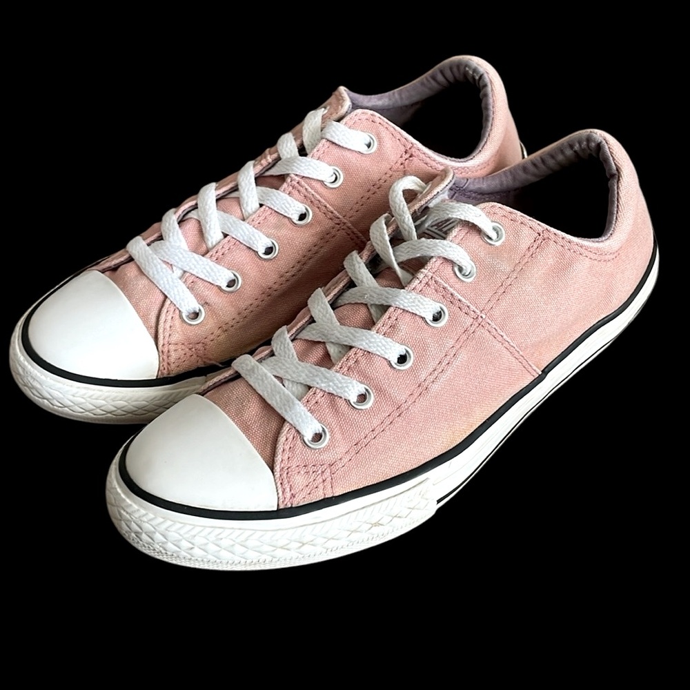 Converse All Star Chuck Taylor Canvas Juniors Dark Pink Lace up Sneaker Size 5